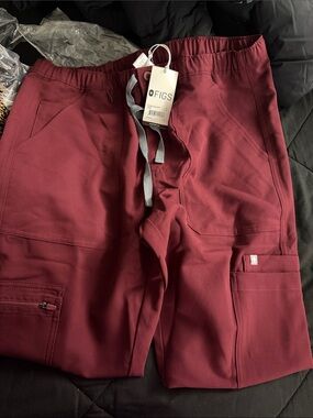 FIGS Men's Cargo Scrub Pants in Maroon with Drawstring